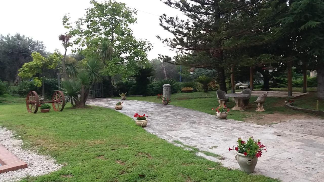 Arcobaleno Panzió Campagna Kültér fotó